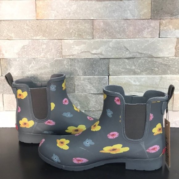 Chooka Pressed Flowers East Lake Chelsea Rain Boot - Picture 4 of 9